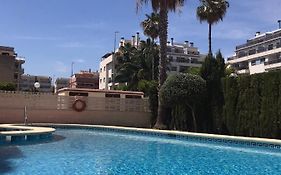 Lovely One Bedroom Unit With Balcony And Pool